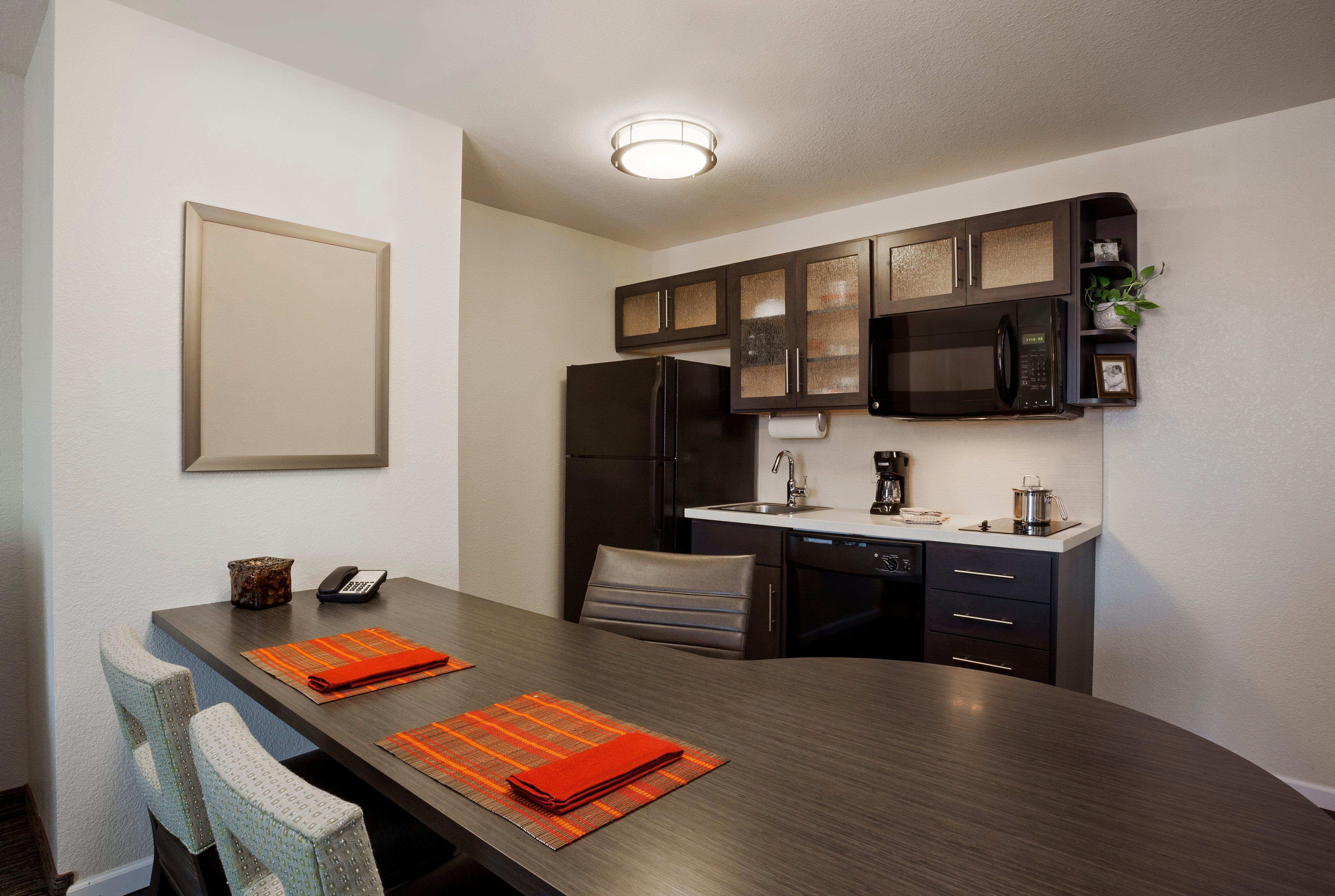 Candlewood Suites Denver North - Thornton By Ihg Exterior photo